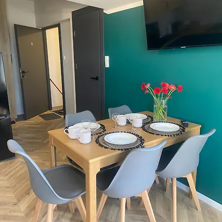 Kolorowy Apartament 49b Daire Debina (Ustka)